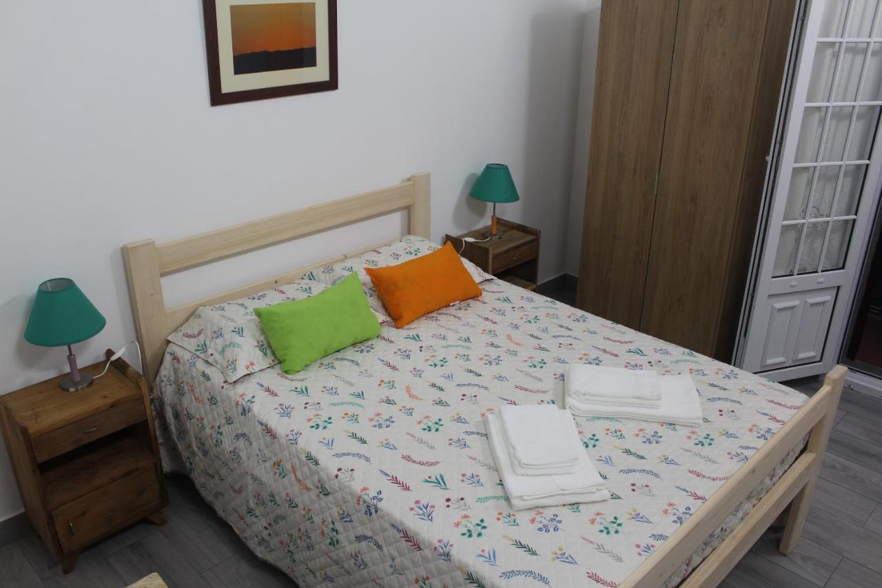 Vitorino De Nemesio Guesthouse Понта Делгада Екстериор снимка