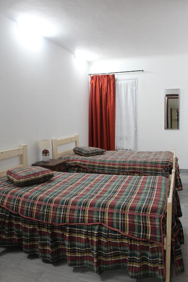 Vitorino De Nemesio Guesthouse Понта Делгада Екстериор снимка