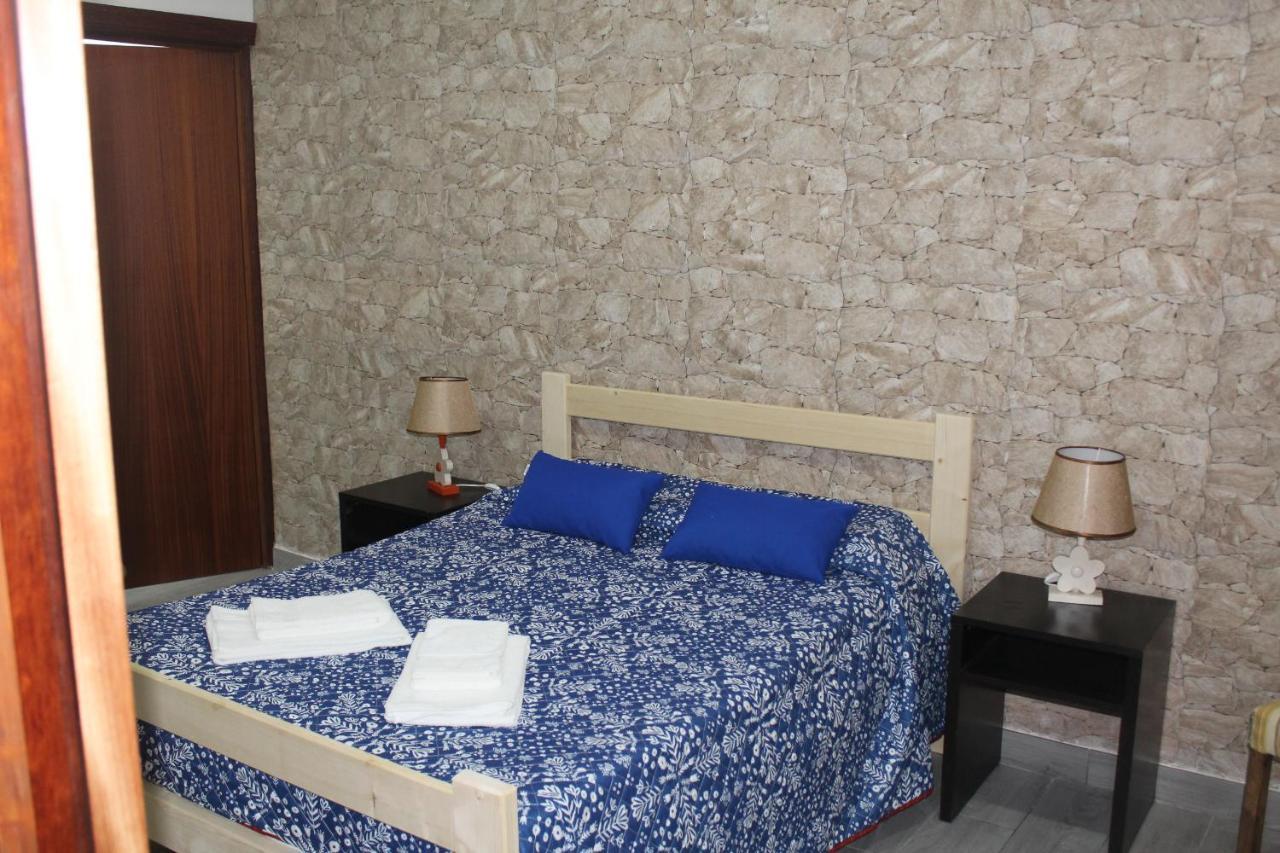 Vitorino De Nemesio Guesthouse Понта Делгада Екстериор снимка