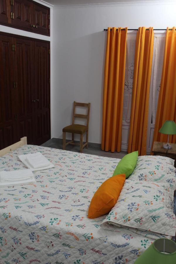 Vitorino De Nemesio Guesthouse Понта Делгада Екстериор снимка